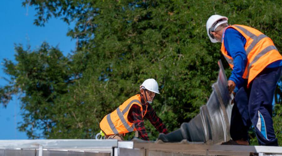 Professional new roof installation services in Lake Forest, CA